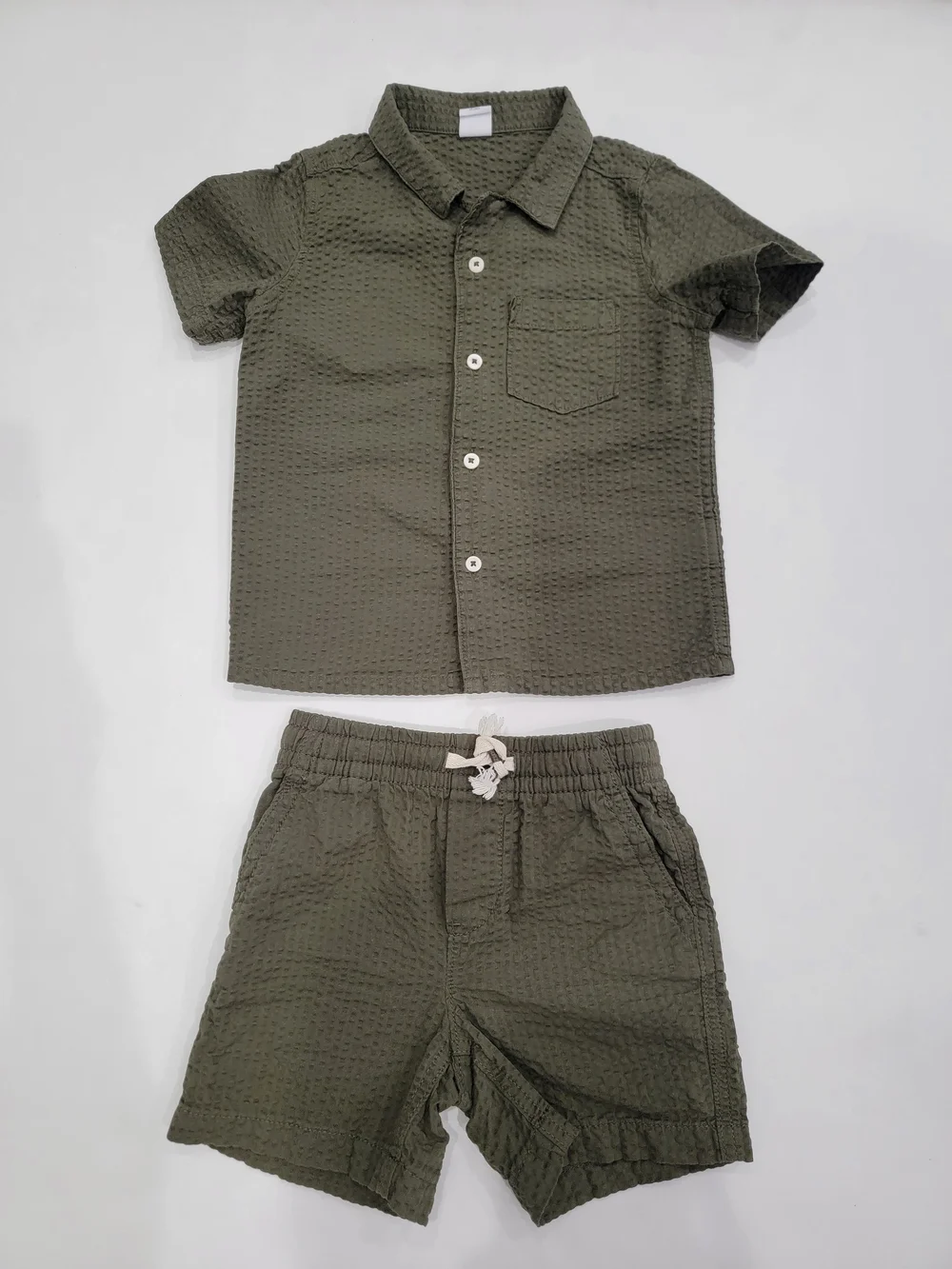 GAP Olive Green Short-Sleeve Button-Down Shirt & Shorts Set